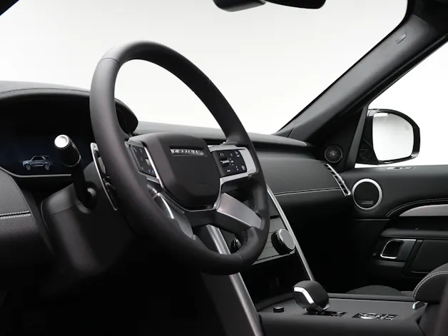 Land Rover Discovery 3.0 D I6 350 Dynamic SE