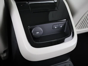 image du véhicule VOLVO V60 2.0 T6 TE Ultra Dark eAWD