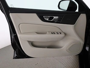 image du véhicule VOLVO V60 2.0 T6 TE Ultra Dark eAWD