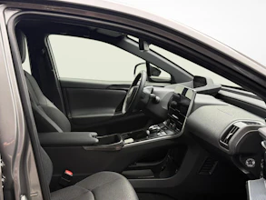 https://vehicle.imgix.net/4333085/184adc8f-ff77-4a8f-93db-407d2a5291dc.jpg