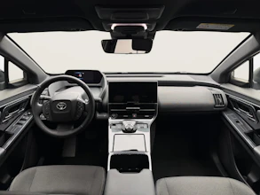 https://vehicle.imgix.net/4333085/586a3a3f-b402-41e3-a723-7fed5ed663af.jpg