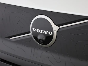 Fahrzeugbild VOLVO EX30 CC P8 Ultra AWD