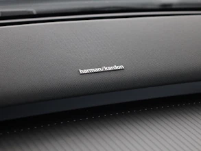 https://vehicle.imgix.net/4333086/c6c1f38f-58c3-4e3d-8b11-e7a31e37f6c5.jpg
