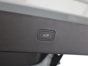 Fahrzeugbild VOLVO EX30 CC P8 Ultra AWD