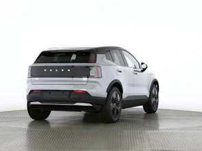 Fahrzeugbild VOLVO EX30 CC P8 Ultra AWD