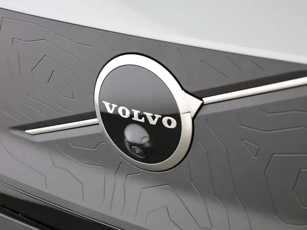 Volvo EX30 CC P8 Ultra AWD