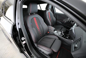 image du véhicule BMW 128ti