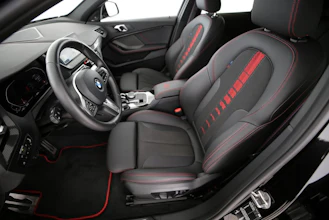 https://vehicle.imgix.net/4333120/fdb83f22-cd55-4517-a3bc-84f6b490dc65.jpg