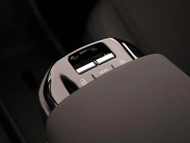 Volvo EX30 CC P8 Ultra AWD