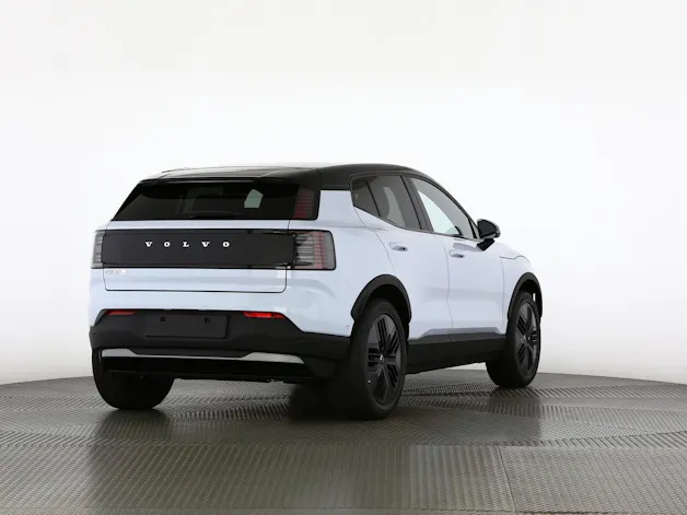 Volvo EX30 CC P8 Ultra AWD