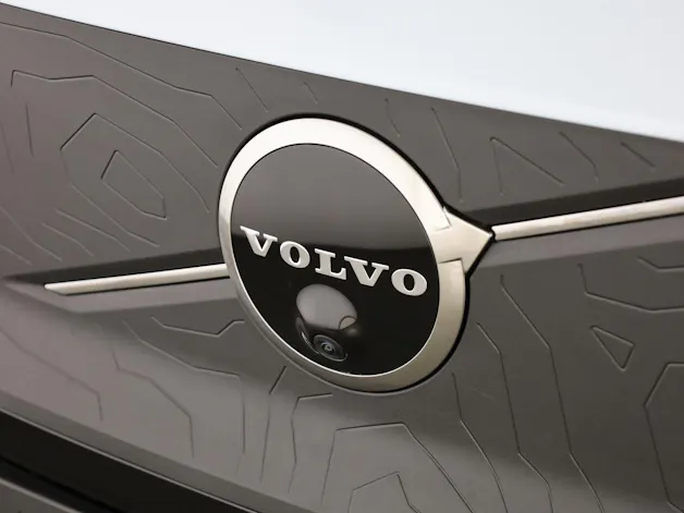 Volvo EX30 CC P8 Ultra AWD