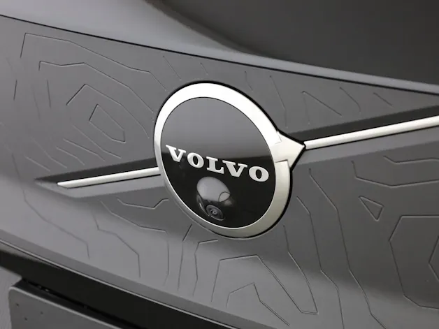Volvo EX30 CC P8 Ultra AWD
