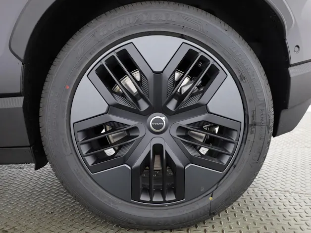 Volvo EX30 CC P8 Ultra AWD