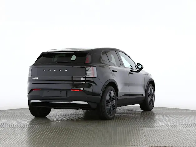 Volvo EX30 CC P8 Ultra AWD
