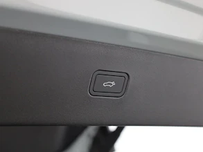https://vehicle.imgix.net/4333139/14bd8320-f94a-4599-8ab5-11e5ef7b52f4.jpg