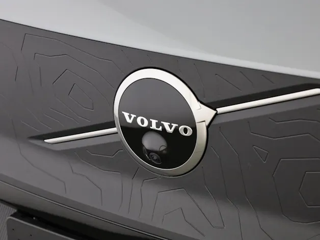 Volvo EX30 CC P8 Ultra AWD