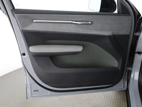 https://vehicle.imgix.net/4333139/e08f5d1b-1f9e-420b-b790-1568e9d47242.jpg