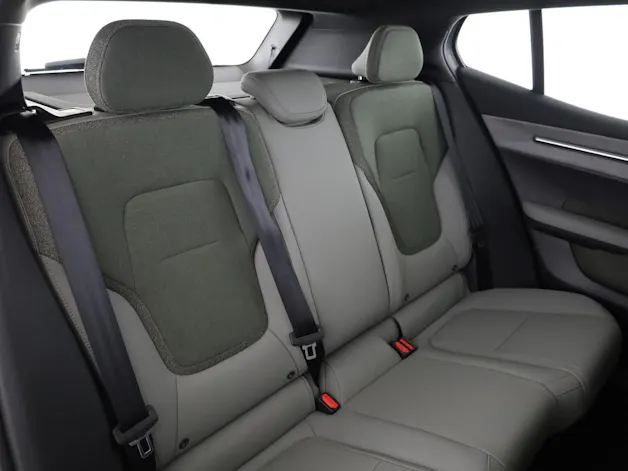 Volvo EX30 CC P8 Ultra AWD
