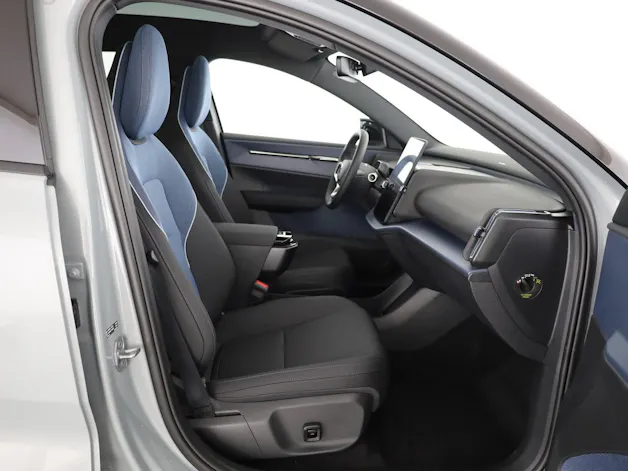 Volvo EX30 CC P8 Ultra AWD