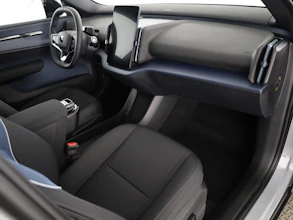 https://vehicle.imgix.net/4333160/ec08e3a4-cb9a-425e-b43d-d03b6faaaa30.jpg