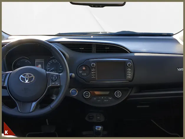 Toyota Yaris 1.5 VVT-i HSD Trend