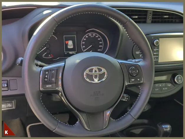 Toyota Yaris 1.5 VVT-i HSD Trend