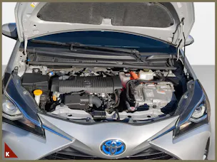Toyota Yaris 1.5 VVT-i HSD Trend