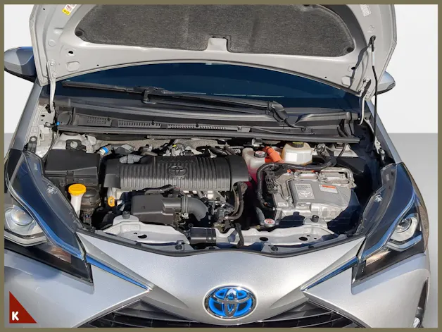 Toyota Yaris 1.5 VVT-i HSD Trend