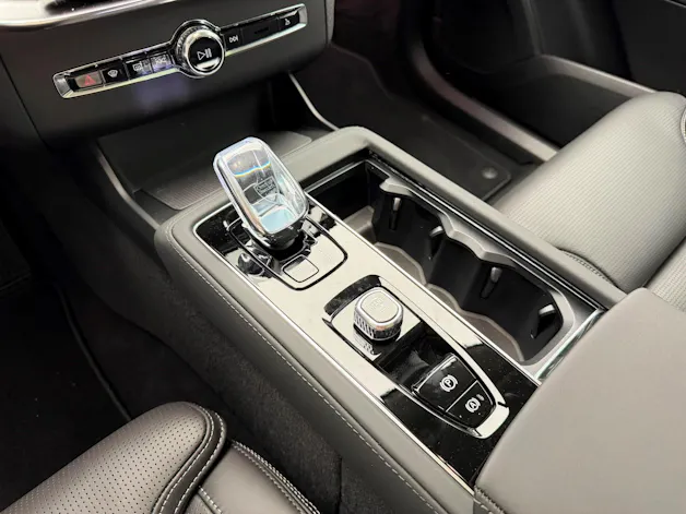 Volvo XC90 2.0 T8 TE Ultra Dark eAWD