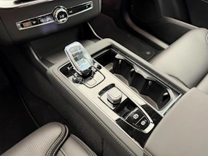 Fahrzeugbild VOLVO XC90 2.0 T8 TE Ultra Dark eAWD