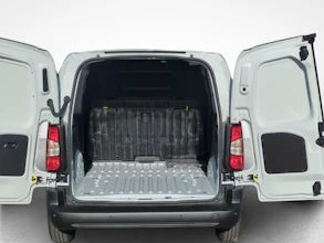 https://vehicle.imgix.net/4333246/fd118a34-cf6b-4669-94dd-aebe48c0650e.jpg