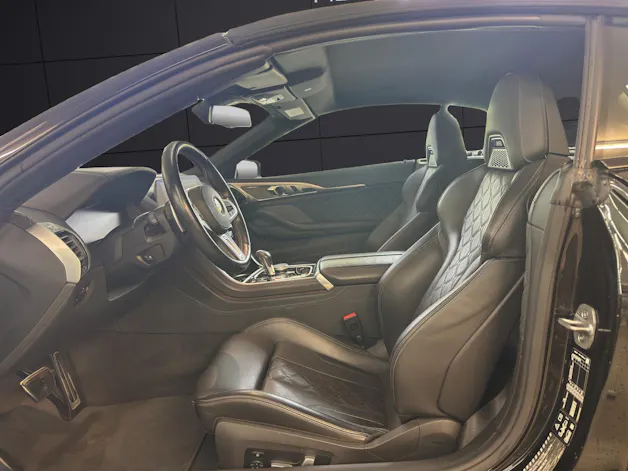 BMW M8 Competition xDrive Cabriolet