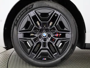 BMW iX xDrive60