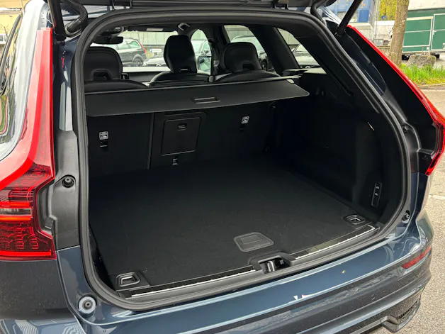 Volvo XC60 2.0 B5 MH Black Edition AWD