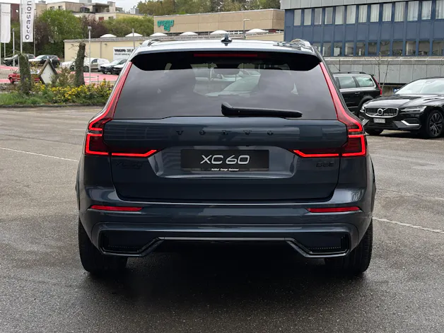 Volvo XC60 2.0 B5 MH Black Edition AWD