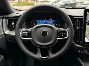 Volvo XC60 2.0 B5 MH Black Edition AWD