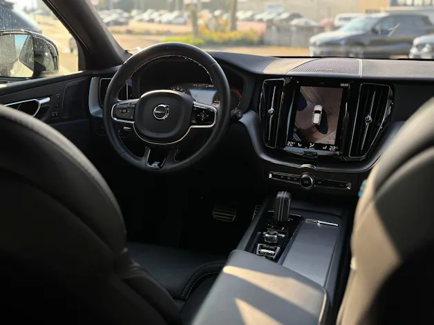 Volvo XC60 2.0 T8 TE R-Design eAWD