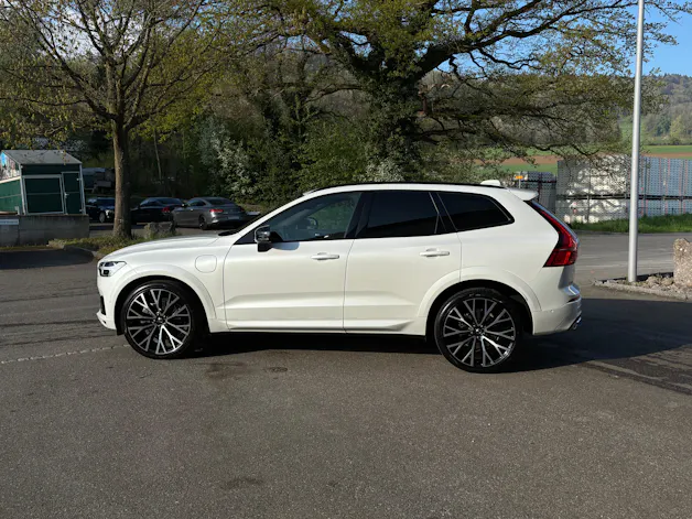 Volvo XC60 2.0 T8 TE R-Design eAWD