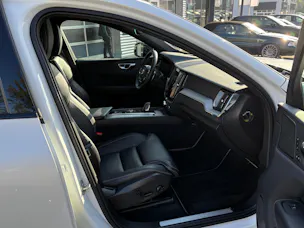 Volvo XC60 2.0 T8 TE R-Design eAWD