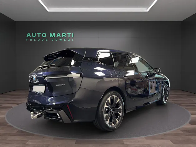 BMW iX xDrive45