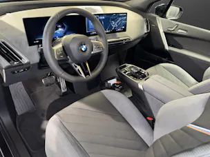 BMW iX xDrive45
