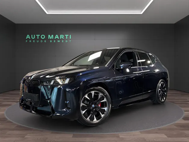 BMW iX xDrive45
