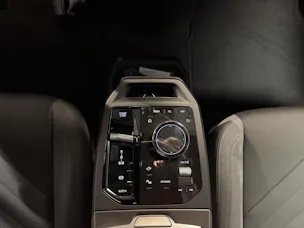 BMW iX xDrive45