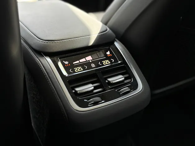 Volvo XC90 2.0 B5 MH Plus Bright AWD