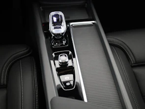 Fahrzeugbild VOLVO XC60 2.0 T8 TE Black Edition eAWD
