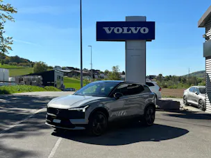 Volvo EX30 CC E60 Twin Performance AWD