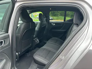 Volvo XC40 2.0 B4 MH Plus Dark