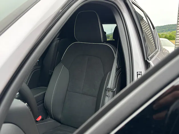 Volvo XC40 2.0 B4 MH Plus Dark
