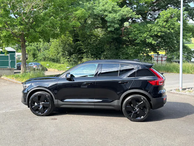 Volvo XC40 2.0 B4 MH Black Edition