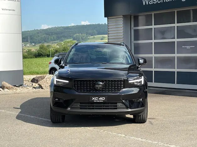 Volvo XC40 2.0 B4 MH Black Edition